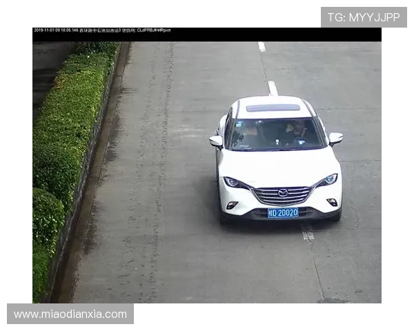 凯发奔驰宝马:豪华车品牌的安全配置与科技创新,保障您的行车安全 凯发奔驰宝马:豪华车品牌的安全配置与科技创新,保障您的行车安全